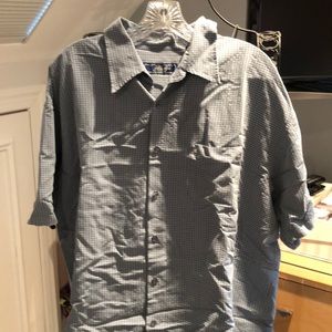 Men’s casual shirt